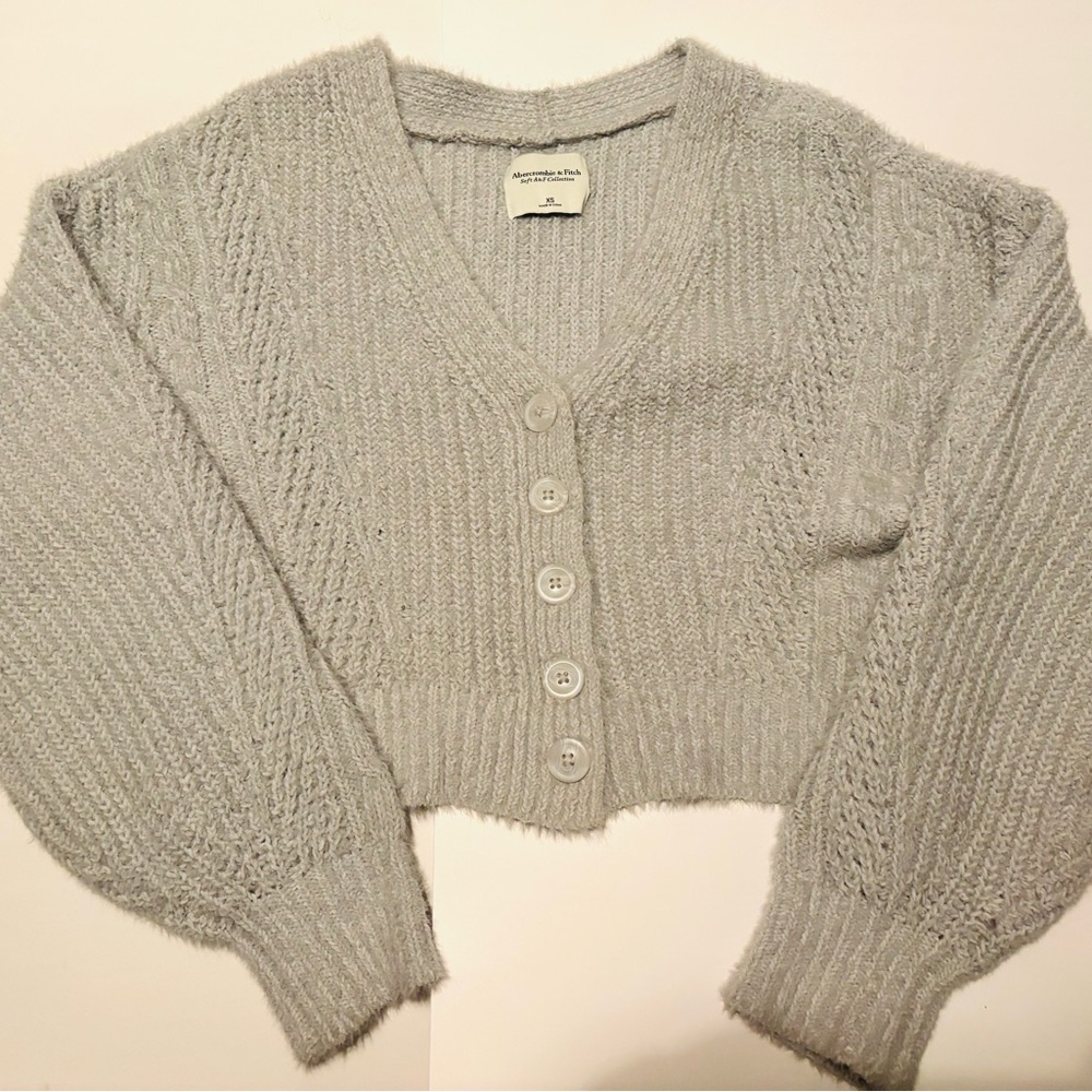 Abercrombie & Fitch Light Gray Knit Cardigan